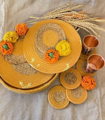 Festive Golden Wicker - TheBFactory